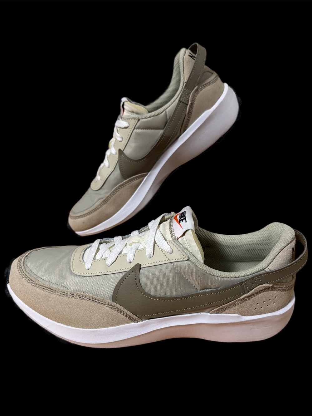 Nike Debut Low-Top Sneakers in Olive and Tan with White Sole Men’s size 11